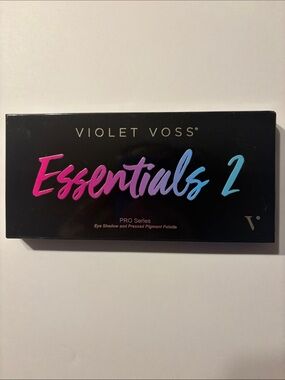 Violet Voss Essentials 2 Eyeshadow Palette - Black with Gradient Text